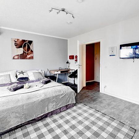 Vaz Apartments E01 Kueche, Tv, Netflix, Ca 15 Min Messe U Hbf Essen Exterior photo