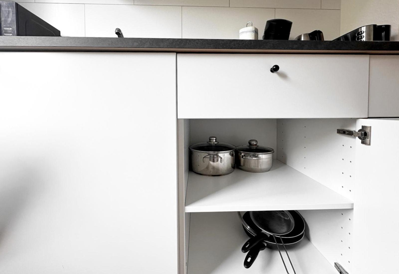 Vaz Apartments E01 Kueche, Tv, Netflix, Ca 15 Min Messe U Hbf Essen Exterior photo